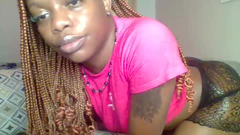 PrettyEla online show from 07/05/26, 01:56