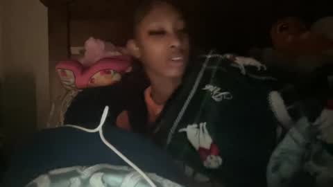 prettyfacefemale online show from 02/20/26, 06:26