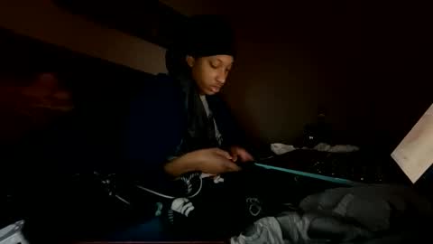 prettyfacefemale online show from 02/23/26, 05:49