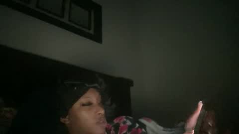 prettyfacefemale online show from 03/26/26, 08:03