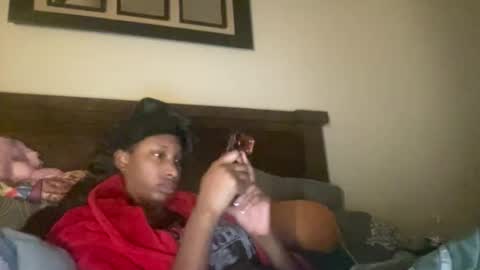 prettyfacefemale online show from 04/21/26, 02:51