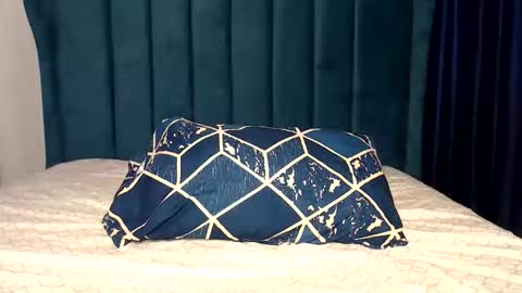 Mary online show from 11/01/25, 06:48