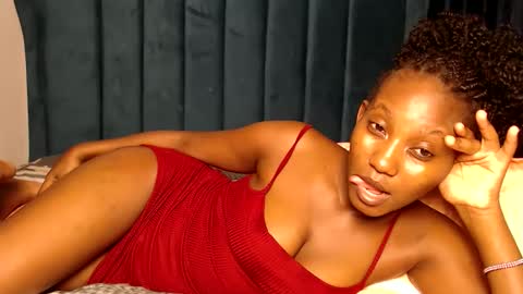 Mary online show from 11/04/25, 06:07