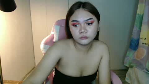 prettygurl25 online show from 06/24/26, 05:01