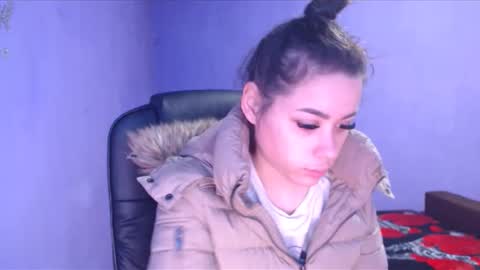 prettyjulliette online show from 12/22/24, 10:17