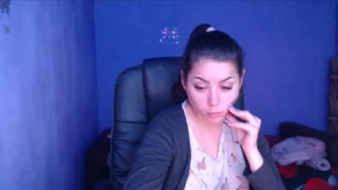 prettyjulliette online show from 01/06/25, 01:30