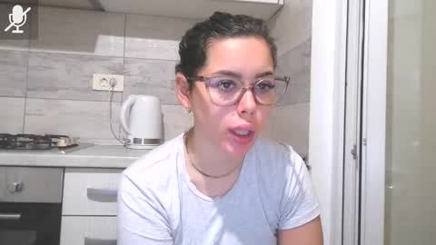 prettyjulliette online show from 11/23/25, 02:28