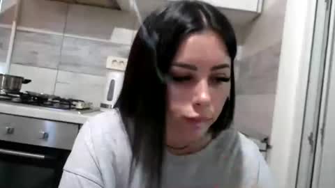 Snapshot of prettyjulliette chatting on 07/02/26, 03:29 prettyjulliette online show from 07/02/26, 03:29