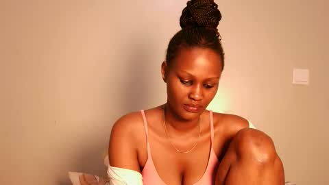 prettykeilaa online show from 03/23/26, 07:40