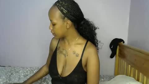 prettyley online show from 04/22/26, 03:46