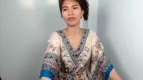 Snapshot of prettylittle_lady chatting on 05/19/26, 01:00 prettylittle_lady online show from 05/19/26, 01:00