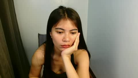 Snapshot of prettylittle_lady chatting on 05/26/26, 02:40 prettylittle_lady online show from 05/26/26, 02:40
