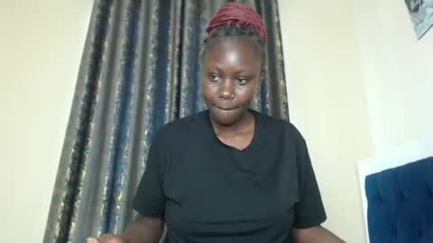 Snapshot of prettyliz1999 chatting on 03/06/25, 07:57 Lizzy online show from 03/06/25, 07:57