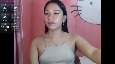 Snapshot of prettylovebarbieintownxx chatting on 05/06/26, 11:48 prettylovebarbieintownxx online show from 05/06/26, 11:48