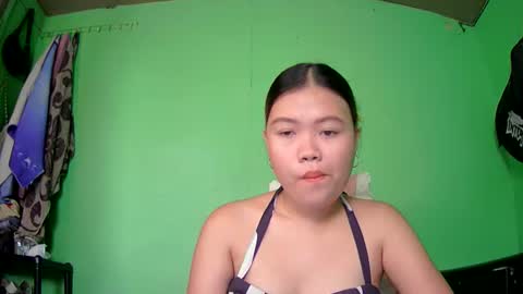 Snapshot of prettymae756493 chatting on 06/25/26, 02:11 prettymae756493 online show from 06/25/26, 02:11