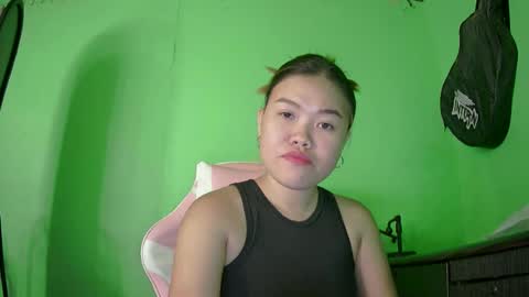 Snapshot of prettymae756493 chatting on 06/30/26, 11:33 prettymae756493 online show from 06/30/26, 11:33