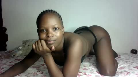 Snapshot of prettymelly_ chatting on 02/15/25, 07:38 Melly online show from 02/15/25, 07:38
