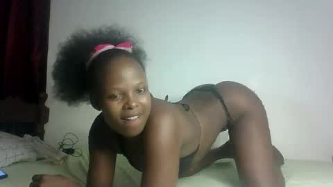 Snapshot of prettymelly_ chatting on 02/26/25, 09:05 Melly online show from 02/26/25, 09:05