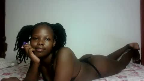Snapshot of prettymelly_ chatting on 03/06/25, 01:58 Melly online show from 03/06/25, 01:58
