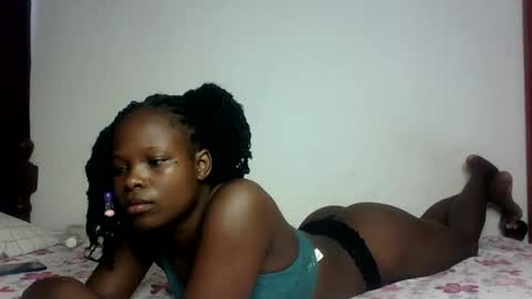 Snapshot of prettymelly_ chatting on 03/06/25, 10:09 Melly online show from 03/06/25, 10:09