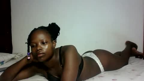 Snapshot of prettymelly_ chatting on 03/09/25, 12:21 Melly online show from 03/09/25, 12:21