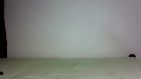 Snapshot of prettymelly_ chatting on 03/11/25, 06:30 Melly online show from 03/11/25, 06:30