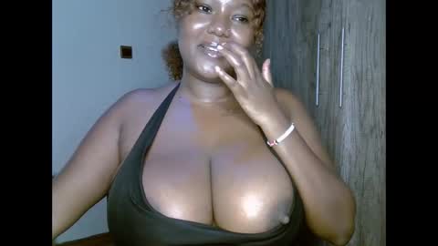 Snapshot of prettypearl_ chatting on 01/09/25, 10:52 pearl online show from 01/09/25, 10:52