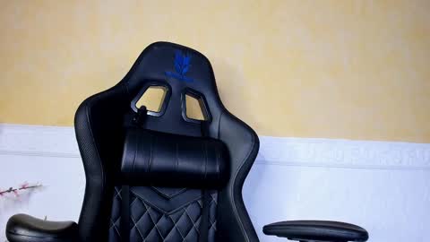 Snapshot of prettypervyx chatting on 02/11/25, 07:54 Laura Onlyfans 40OFF online show from 02/11/25, 07:54