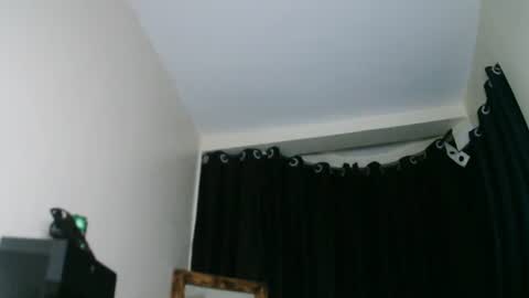 Snapshot of prettyreen chatting on 07/25/26, 12:31 prettyreen online show from 07/25/26, 12:31