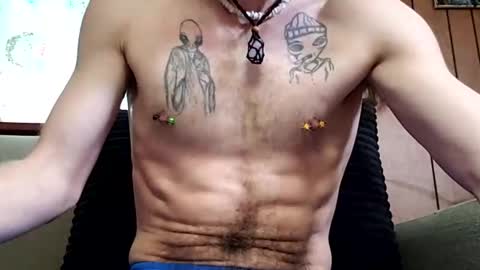 prettysolidd7 online show from 02/09/25, 09:06