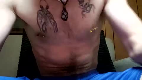 prettysolidd7 online show from 02/10/25, 12:19