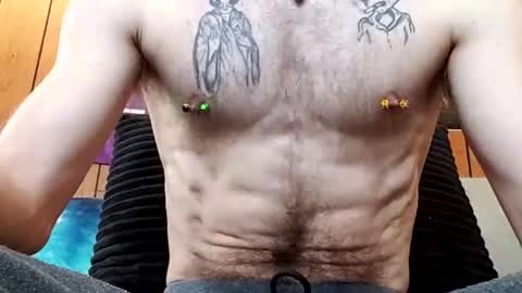 prettysolidd7 online show from 02/19/25, 05:06