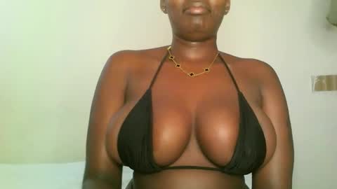 Snapshot of prettyvishy chatting on 02/25/25, 06:47 prettyvishy online show from 02/25/25, 06:47