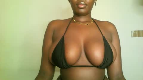 Snapshot of prettyvishy chatting on 03/06/25, 03:35 prettyvishy online show from 03/06/25, 03:35