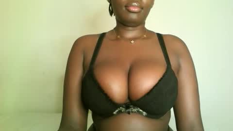 Snapshot of prettyvishy chatting on 03/01/26, 03:41 prettyvishy online show from 03/01/26, 03:41