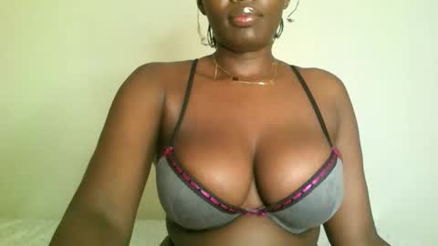 prettyvishy online show from 03/18/26, 03:53