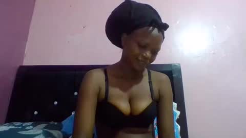 Snapshot of prettywendy21 chatting on 09/09/25, 04:28 prettywendy21 online show from 09/09/25, 04:28