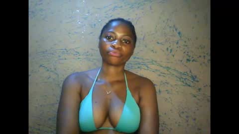 Snapshot of prettyxxpac chatting on 02/27/26, 02:33 prettyxxpac online show from 02/27/26, 02:33