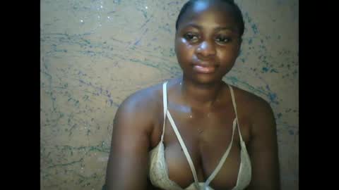 prettyxxpac online show from 04/19/26, 12:43