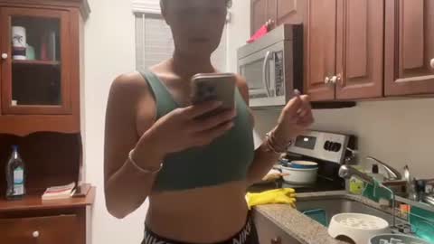 prettyyykittyyy22 online show from 03/31/26, 02:35