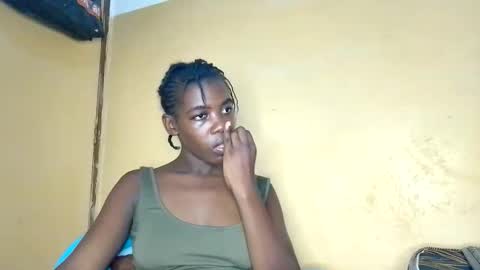 prettyzuzu online show from 11/22/25, 09:58