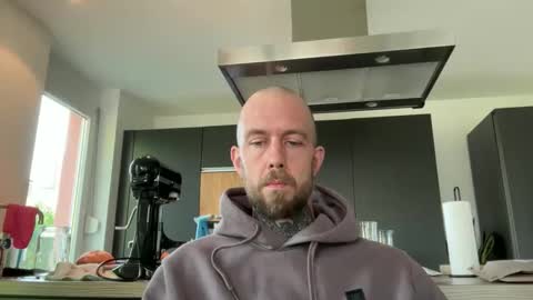 prfessor online show from 04/18/26, 08:29