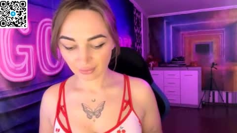 Dariella online show from 04/19/26, 07:16