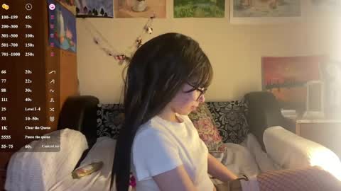 Amelia online show from 05/21/26, 10:33