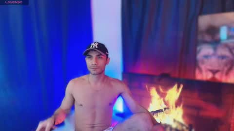 pridelgtbi online show from 10/30/25, 07:14