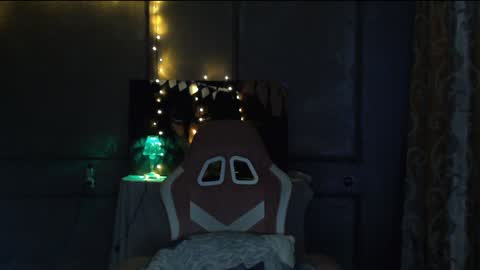 Snapshot of princ4real chatting on 01/12/25, 05:03 prince online show from 01/12/25, 05:03