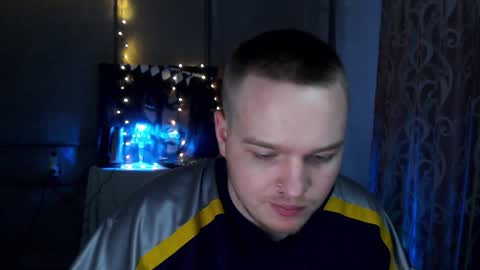 Snapshot of princ4real chatting on 01/13/25, 09:52 prince online show from 01/13/25, 09:52