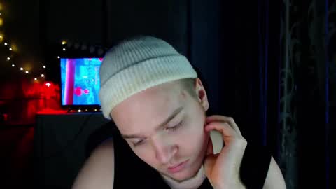 Snapshot of princ4real chatting on 02/14/25, 04:58 prince online show from 02/14/25, 04:58