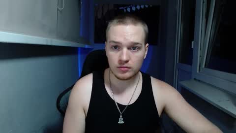 Snapshot of princ4real chatting on 09/19/25, 02:35 prince online show from 09/19/25, 02:35