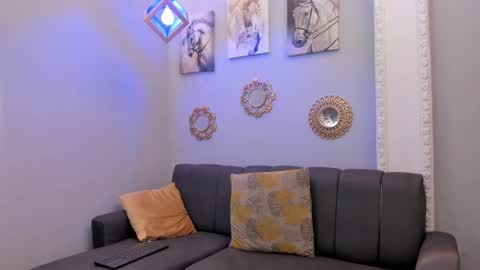 prince_arthur77 online show from 02/09/25, 12:41